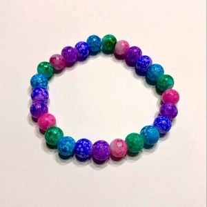 Multi colored acrylic beaded bracelet